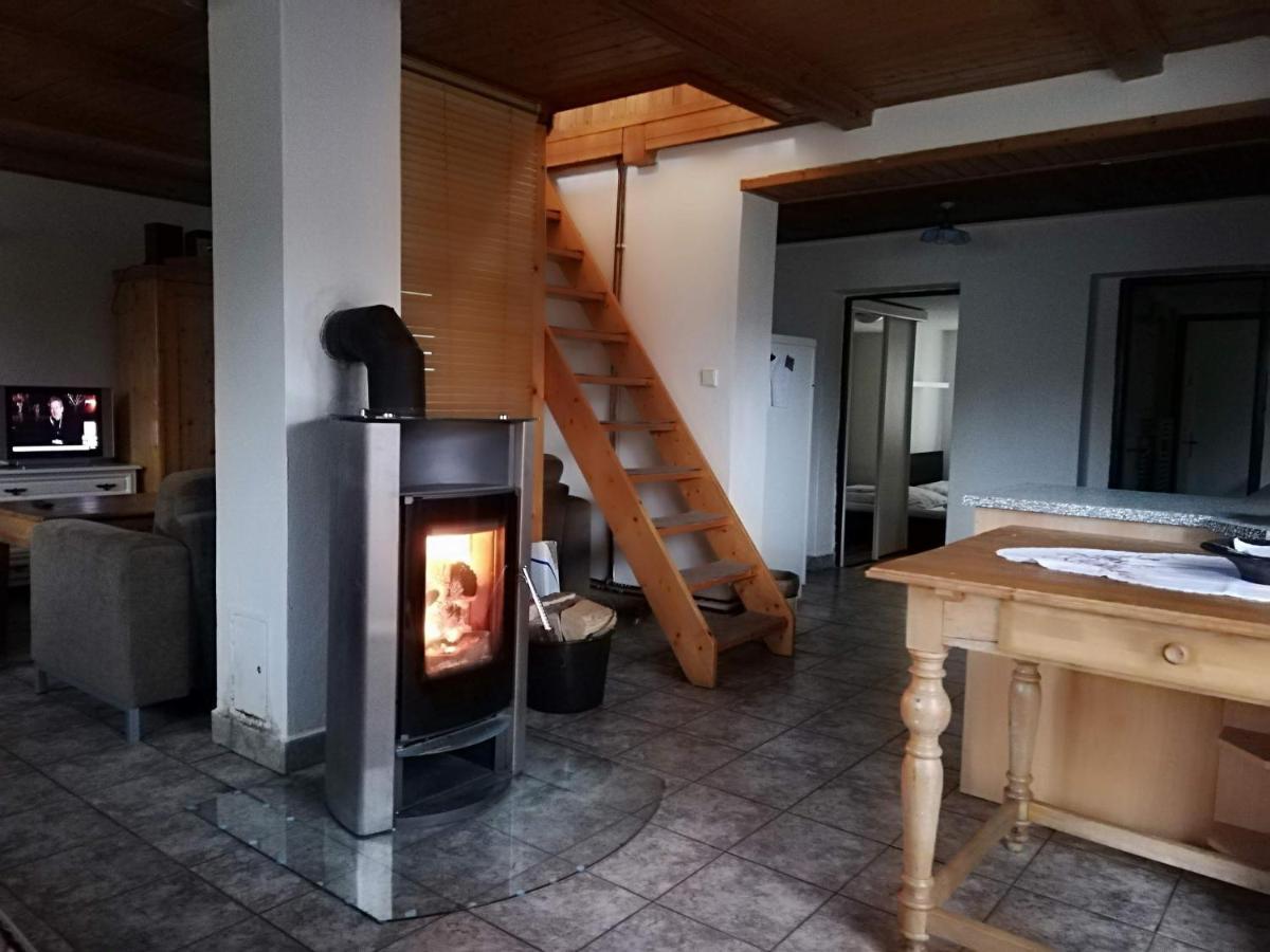 V Ceskem Raji U Prachovskych Skal - Mala Pro 4 - Velka Pro Az 7 Osob - V Soukromi Lodge